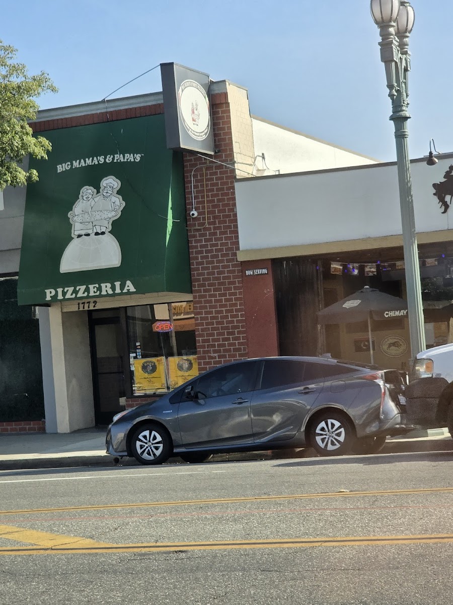 Big Mama's & Papa's Pizzeria - Pasadena